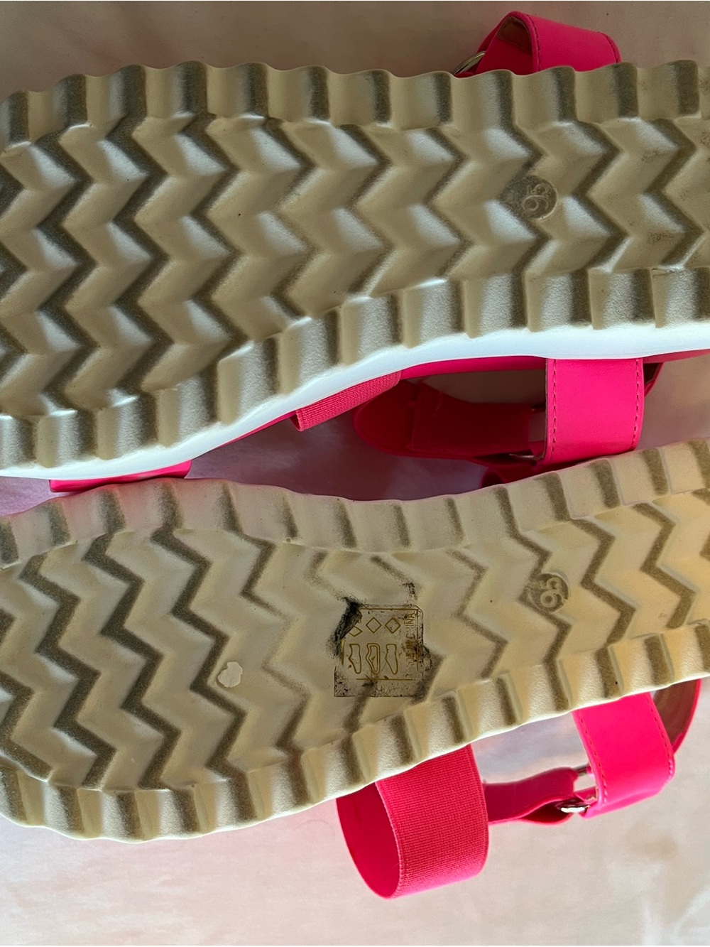 Dream Pairs Women's Hot Pink Strappy Sandals - Picture 4 of 8
